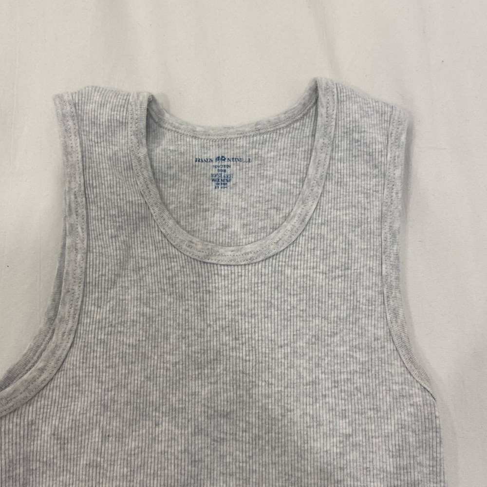 Baer Melville, one size gray scoop, neck, tank top